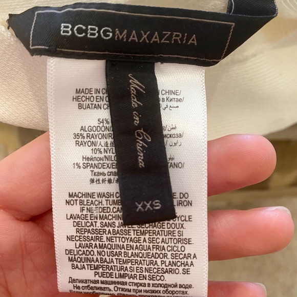 BCBGMAXAZRIA Skirt, Size XXS - Picture 4 of 6